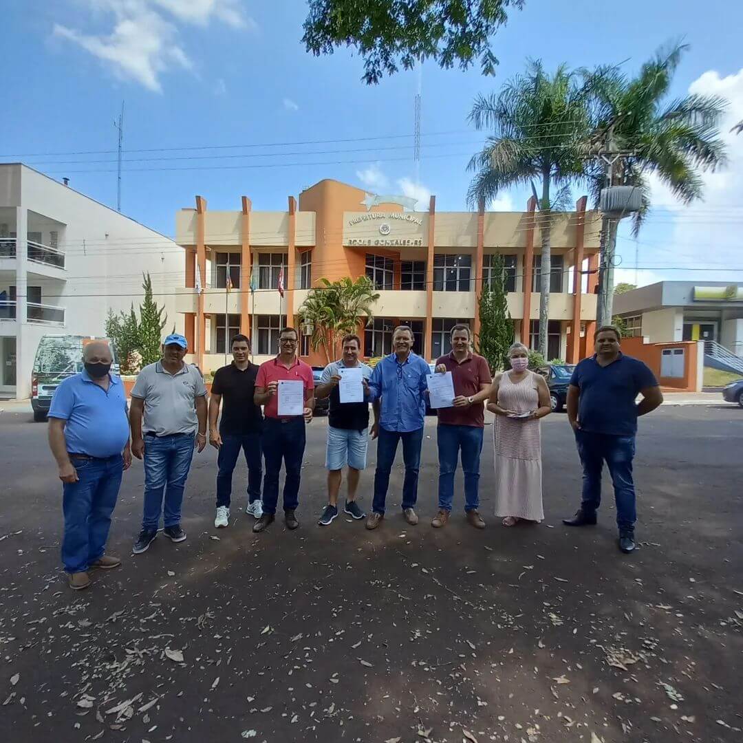 EXECUTIVO E LEGISLATIVO RECEBERAM DEPUTADO FEDERAL HAMM